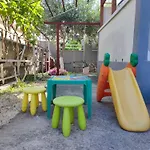 Helena Apartment *